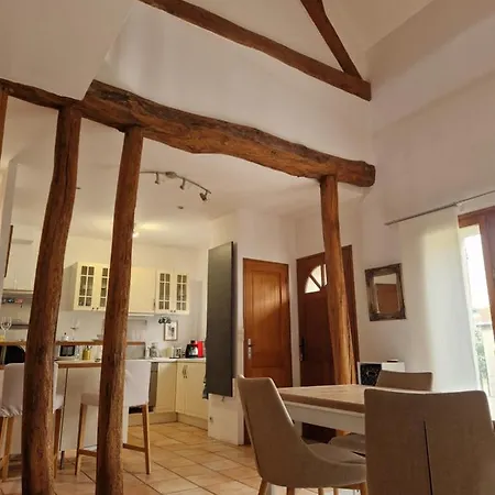 Close To Senlis And Parc Asterix Hébergement de vacances *